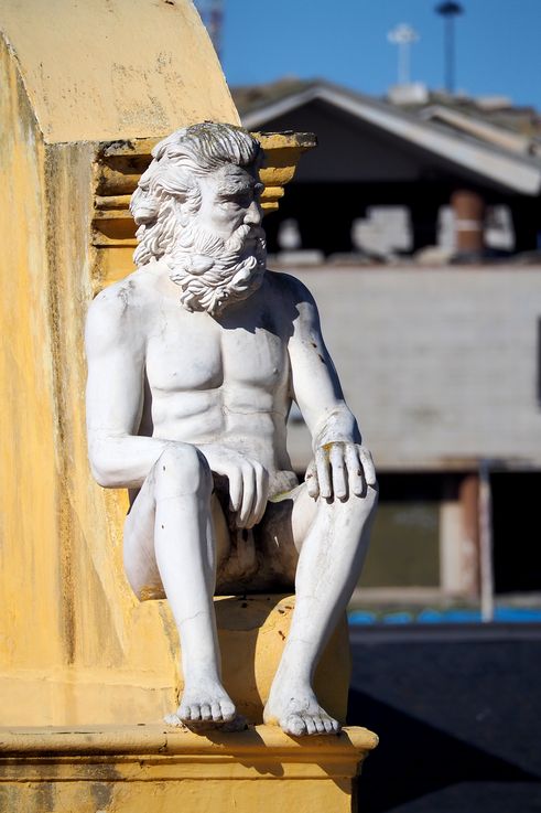 Poseidón en el Castillo de Buena Esperanza en Ciudad del Cabo