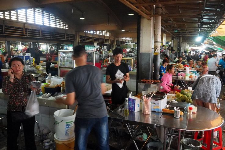 Le marché central Phsar Thmey de Phnom Penh