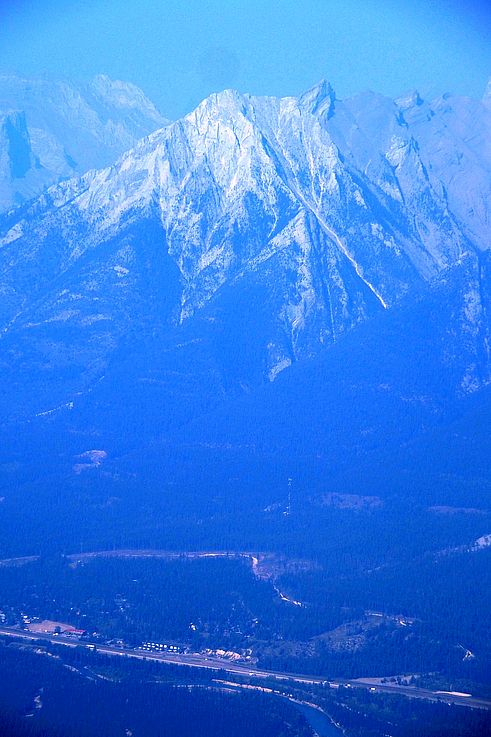 Ha Ling Peak en las Montañas Rocosas, región de Kananaskis.