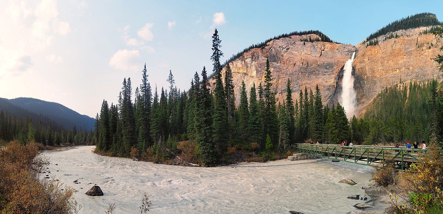 Chutes Takakkaw sur la rivière Yoho dans le parc national Yoho.