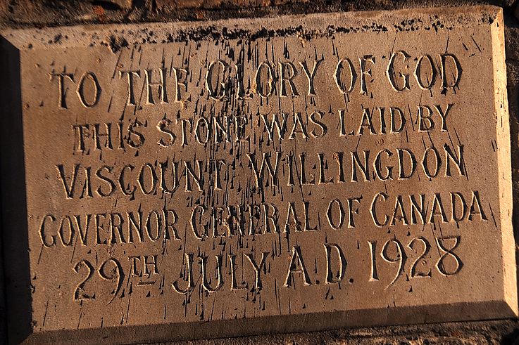 Pierre angulaire posée par le vicomte Willingdon, gouverneur général, à Jasper, le 29 juillet 1928.