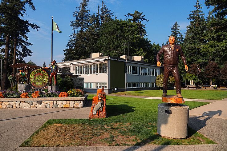 Statue du shérif Will Teasle, personnage du film First Blood, dans le Memorial Park de Hope.