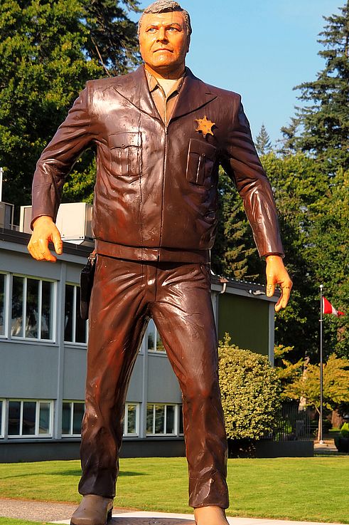 Statue du shérif Will Teasle, personnage du film Rambo : First Blood, à Hope.