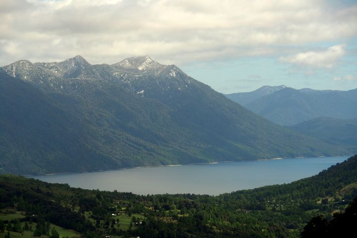 La caminata Santuario el Cañi