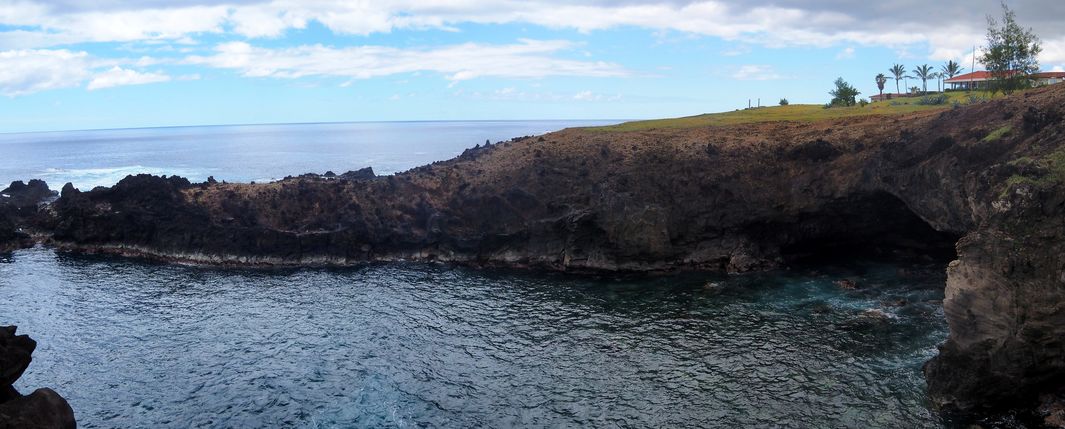 Cueva Ana Kai Tangata - Isla de Pascua