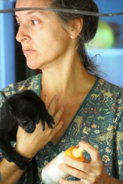Encar Garcia en el Centro de Rescate de Jaguares