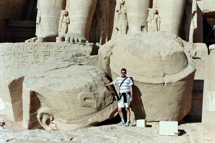Ramses' skull at the foot of the statues in Abu Simbel