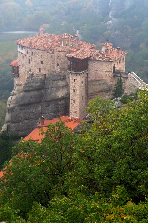 Le Monastère de Roussanou aux Météores
