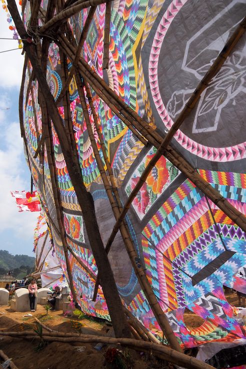 Festival de barriletes gigantes de Santiago Sacatepéquez