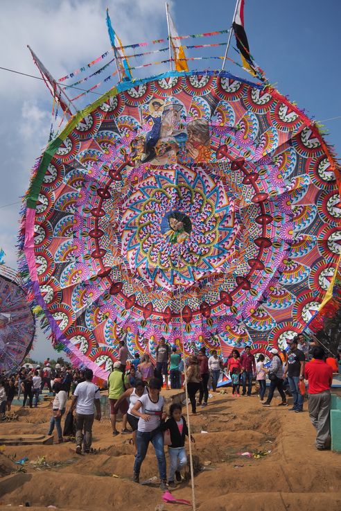 Festival de barriletes gigantes de Santiago Sacatepéquez
