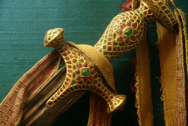 Détail d'une épée dans le fort de Junagarh