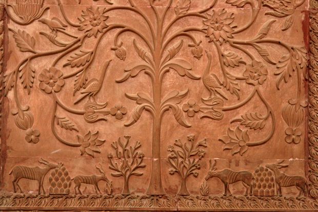 Bas-relief dans la salle de conférence du fort de Junagarh