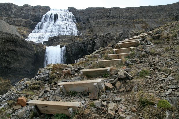 Marches de Dynjandifoss