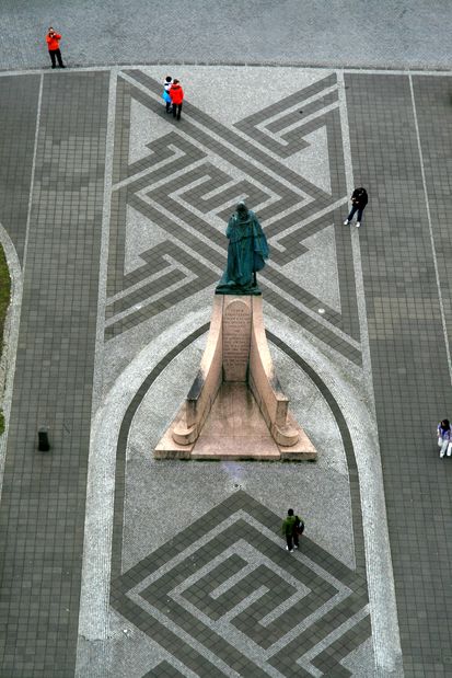 The statue in front of Hallgrímskirkja Cathedral in Reykjavik