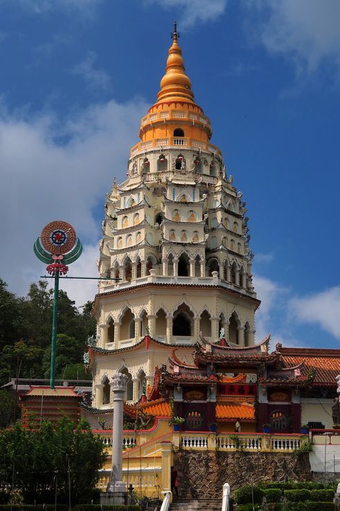 Pagoda of Ten Thousand Buddhas of Kek Lok Si Temple in George Town.