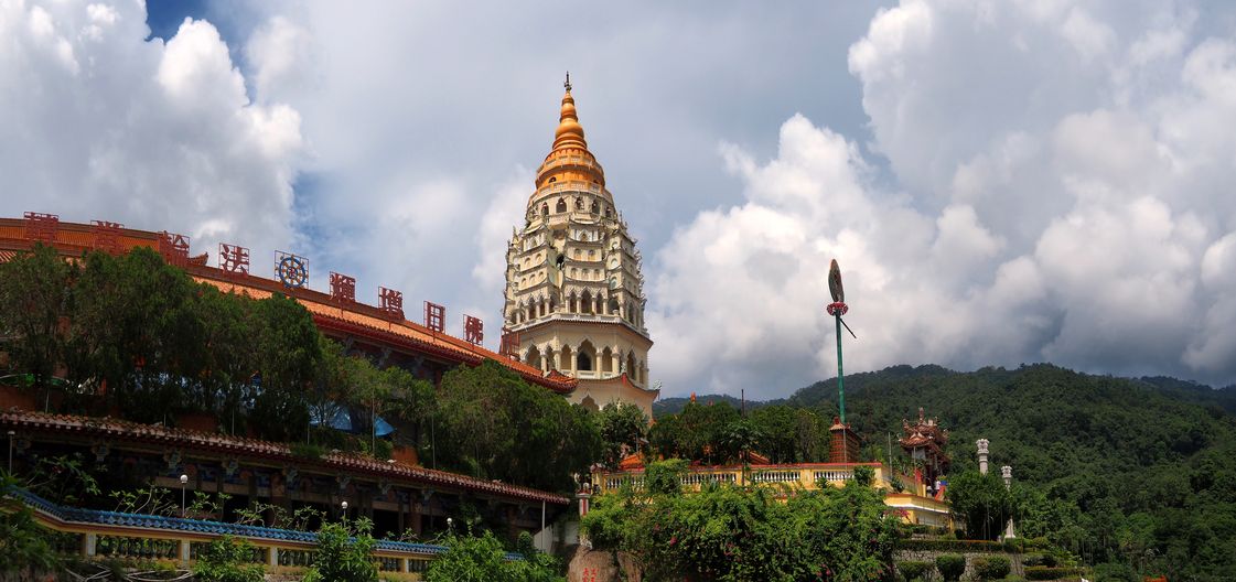 The pagoda of Kek Lok Si Temple in George Town, Pulau Pinang.