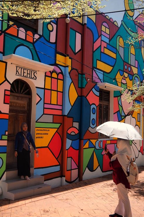 Mural del edificio Kiehl's, calle Jonker en Melaka.