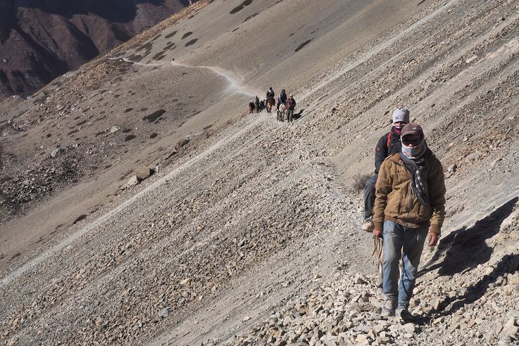 Chemin menant au camp de base du lac Tilicho