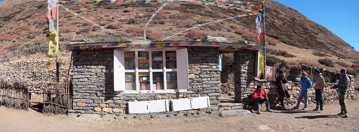 Vente de fromage de Yak au Raju restaurant