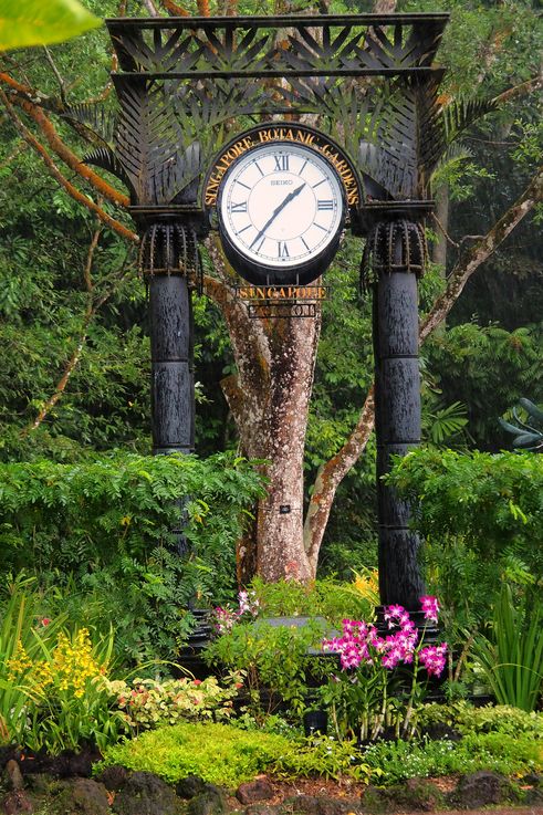 Clock at Tanglin Botanic Gardens.