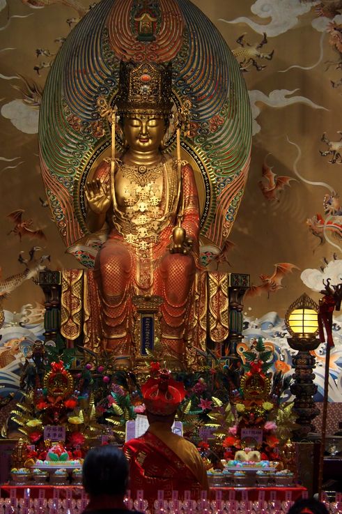 Estatua de Buda en el Buddha Tooth Relic Temple, barrio de Outram.
