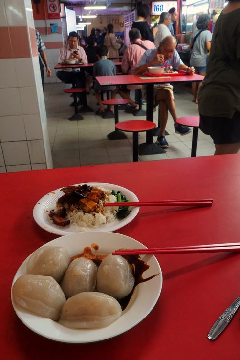 Chwee Kueh en un centro de restauración de la calle Trengganu, Chinatown.