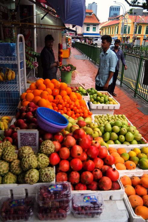 Fruits devant la House of Tan Teng Niah à Little India.