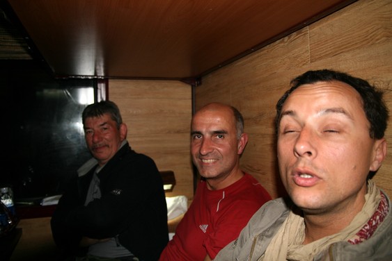 By train from Hanoi to Hue